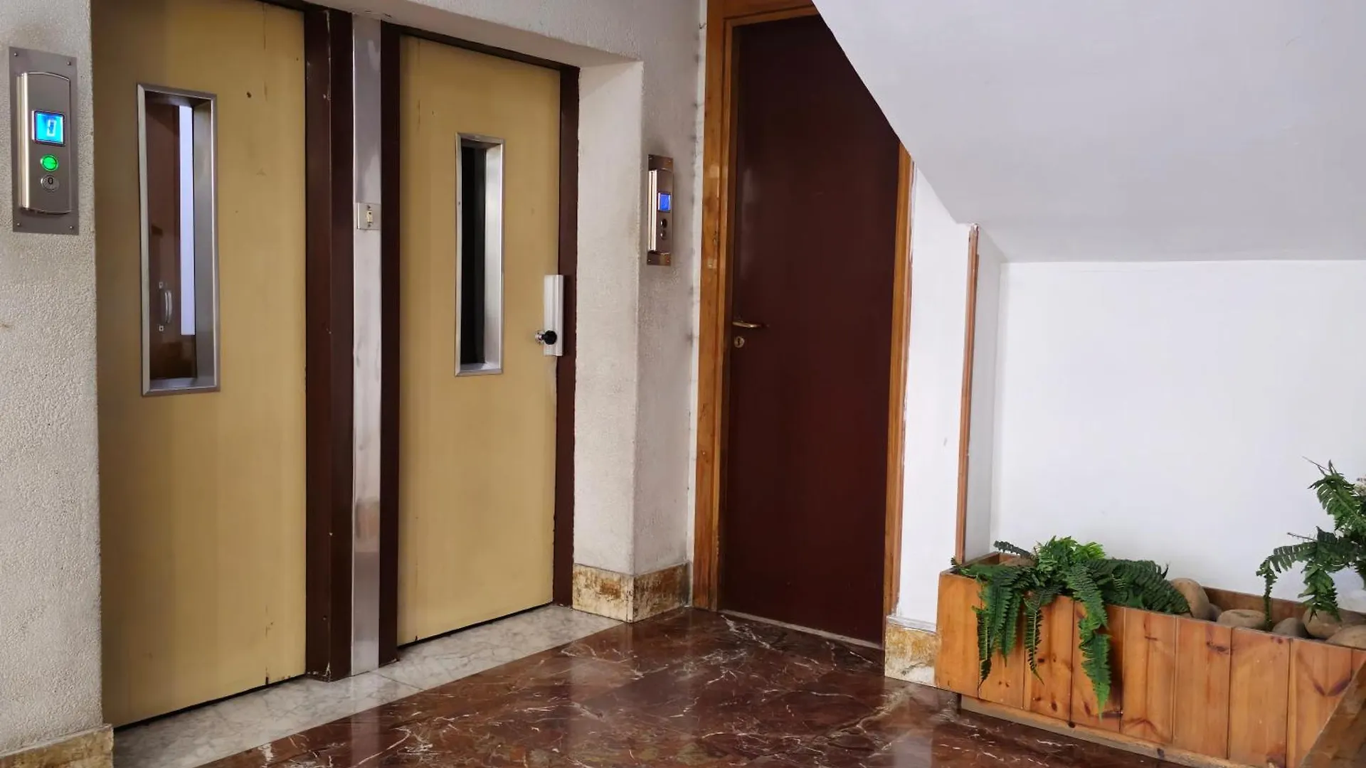 Palermo Belmonte Florio Apartman Olaszország
